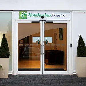 Отель Express By Ihg, Вэйкфильд